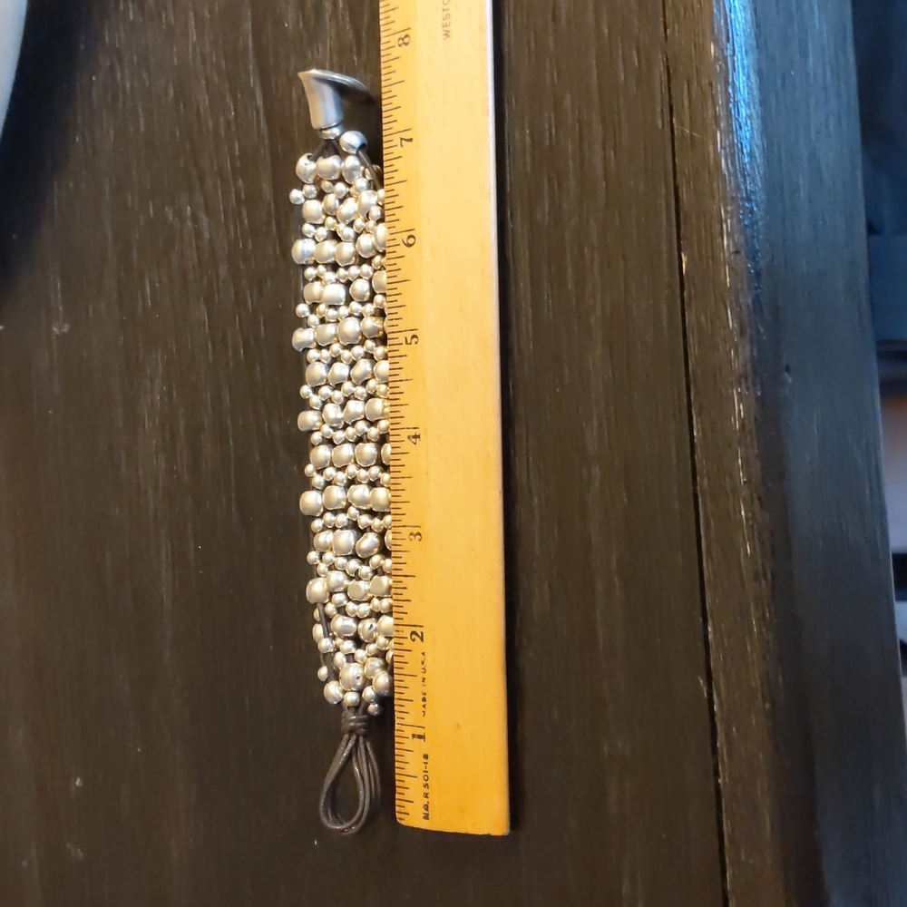 UNO. de 50 Silver Beaded & Brown Leather Bracelet - Picture 7 of 10